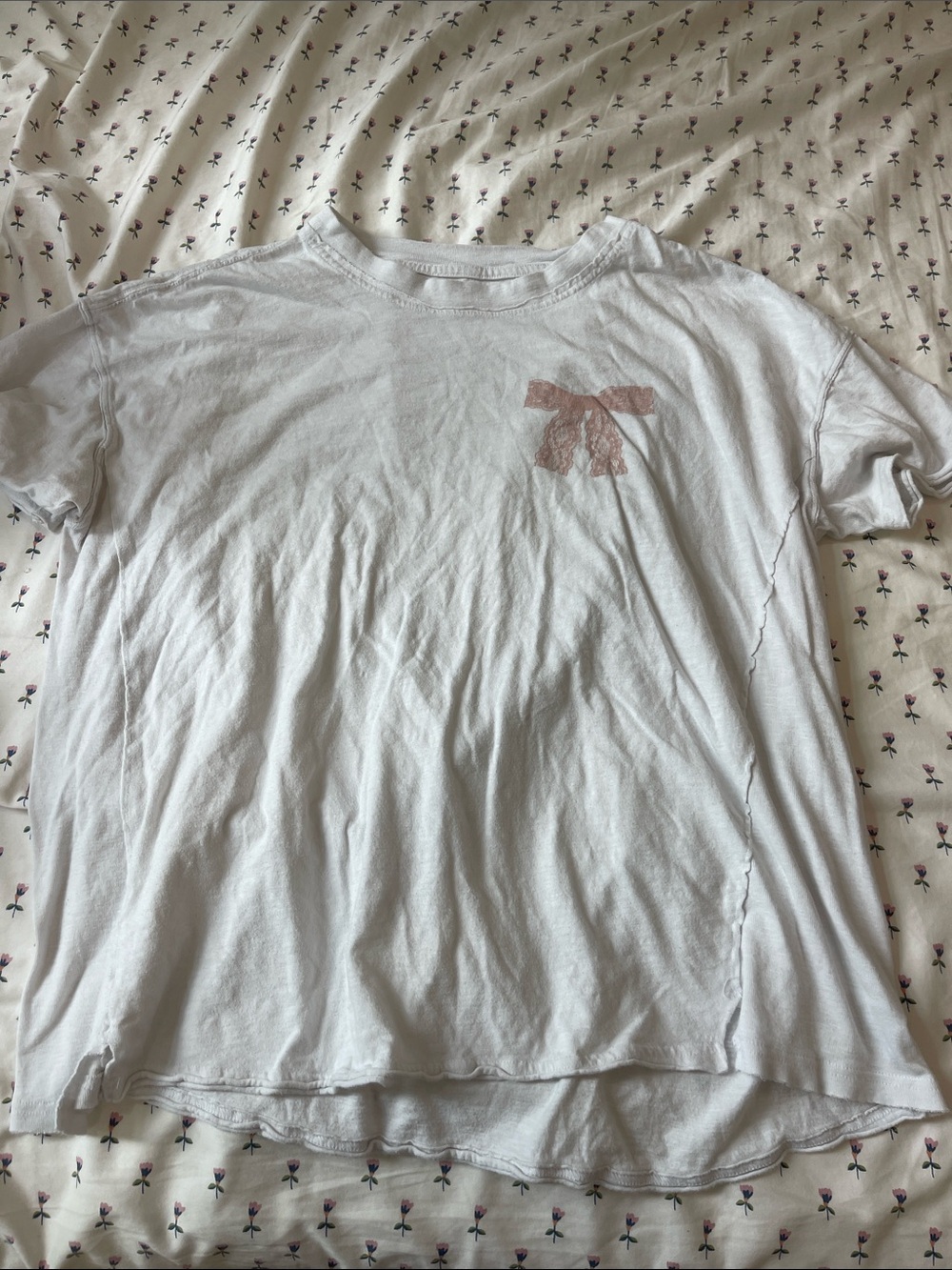 aerie White Short Sleeve Tee with Pink Bow Graphic